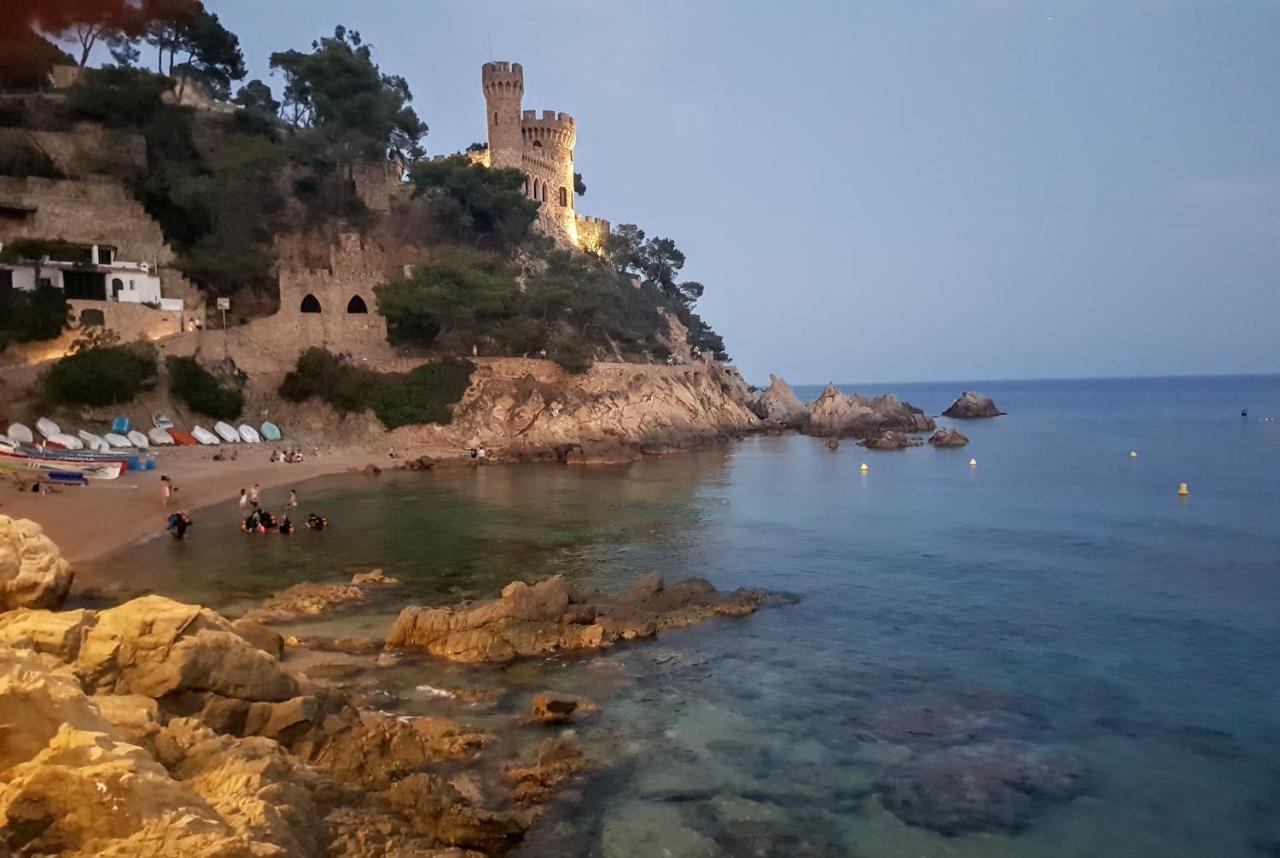 Apartament Duplex Llaverias Lloret de Mar Esterno foto