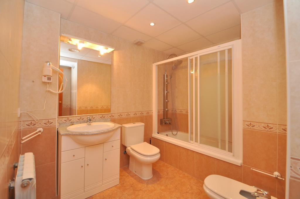 Apartament Duplex Llaverias Lloret de Mar Esterno foto